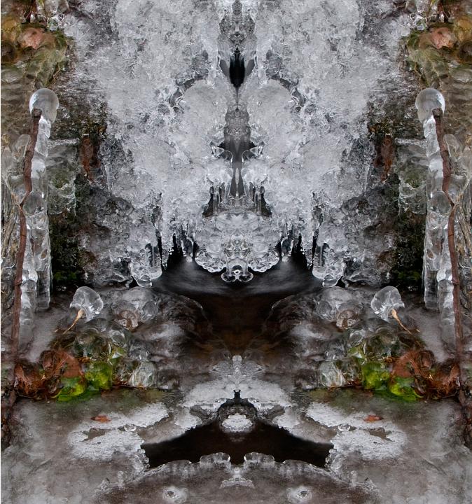 Ice Reflected 5877.jpg